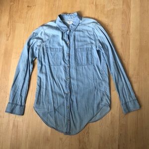 Flannel like button up